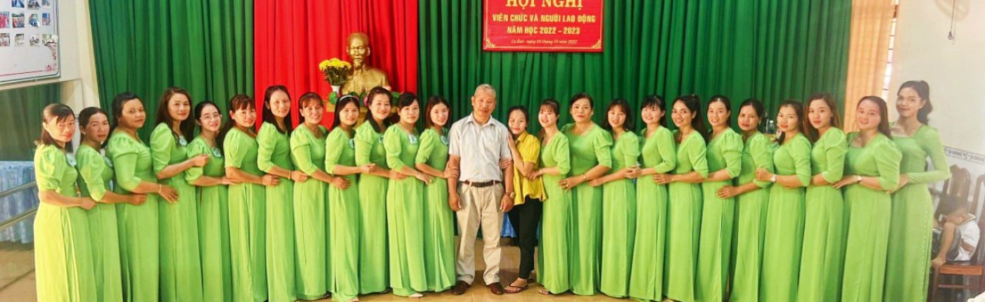 Hội nghị viên chức và người lao động